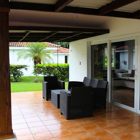Las Veraneras Villas & Resort Акахутла Экстерьер фото