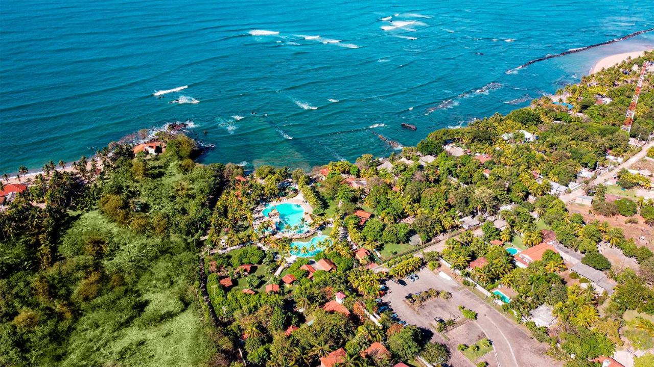 Las Veraneras Villas & Resort Акахутла Экстерьер фото